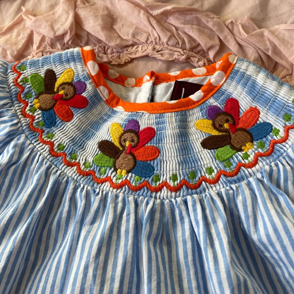 [Lil Cactus] Thanksgiving Outfit